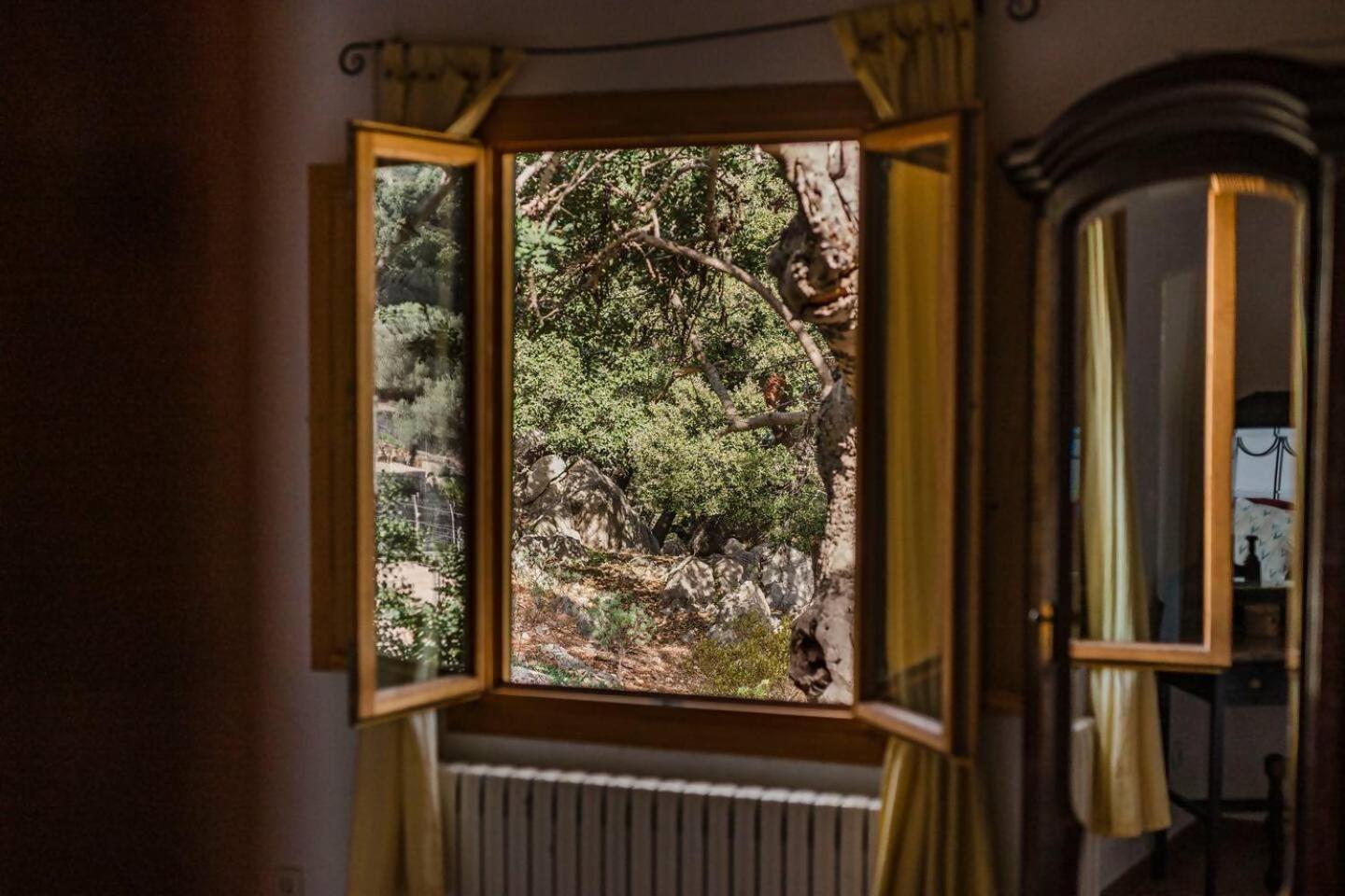 Villa Casa Tramuntana Valldemossa  Zimmer foto
